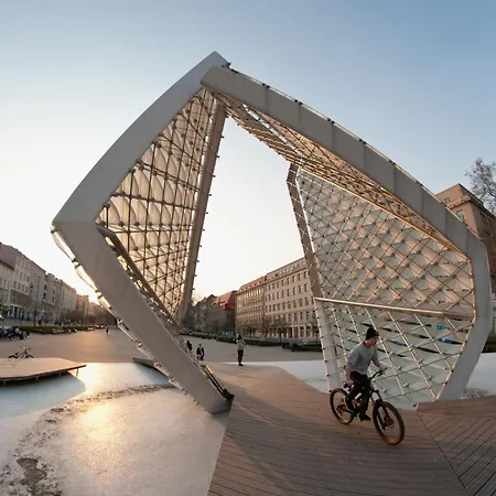 Simply In The Center Spot Lejlighed *