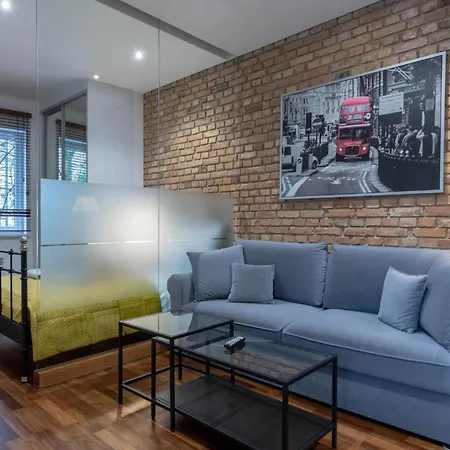 Simply In The Center Spot * Poznań