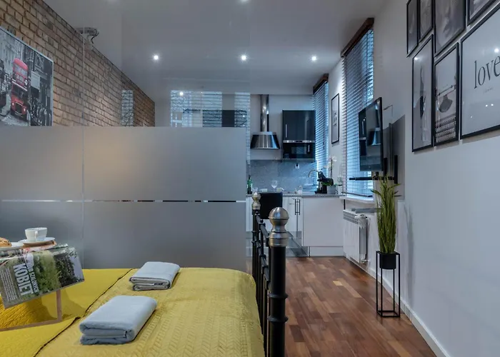 Simply In The Center Spot * Poznań