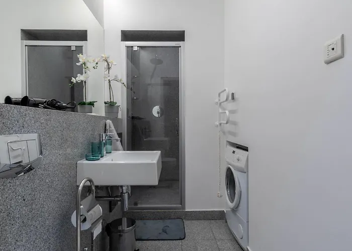 Simply In The Center Spot