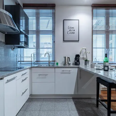 Апартаменты Simply In The Center Spot *